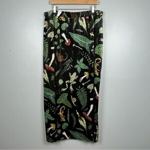 Cosmic Drifters black velour mushroom frog leaf print pull on maxi skirt, XL.